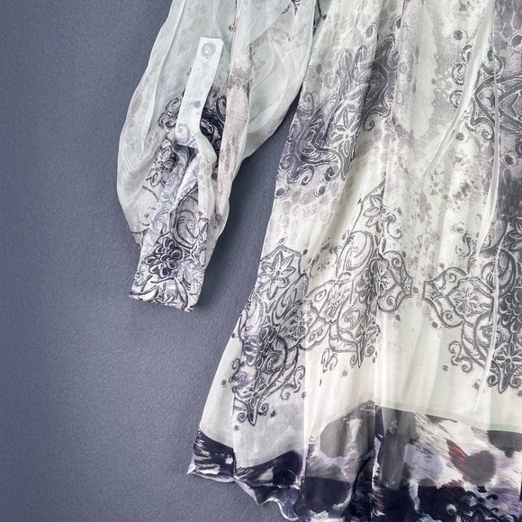 Whimsical Soft Sheer Silky Peasant‎ Blouse Floral 3/4 Sleeves Size L White Gray - Picture 7 of 11